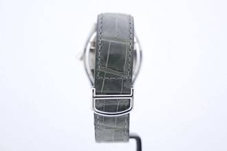 Thumbnail von Cartier Tortue White Gold Grand Model XL Factory Diamonds - With Box And Papers - 2497 2001