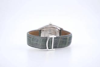 Thumbnail von Cartier Tortue White Gold Grand Model XL Factory Diamonds - With Box And Papers - 2497 2001