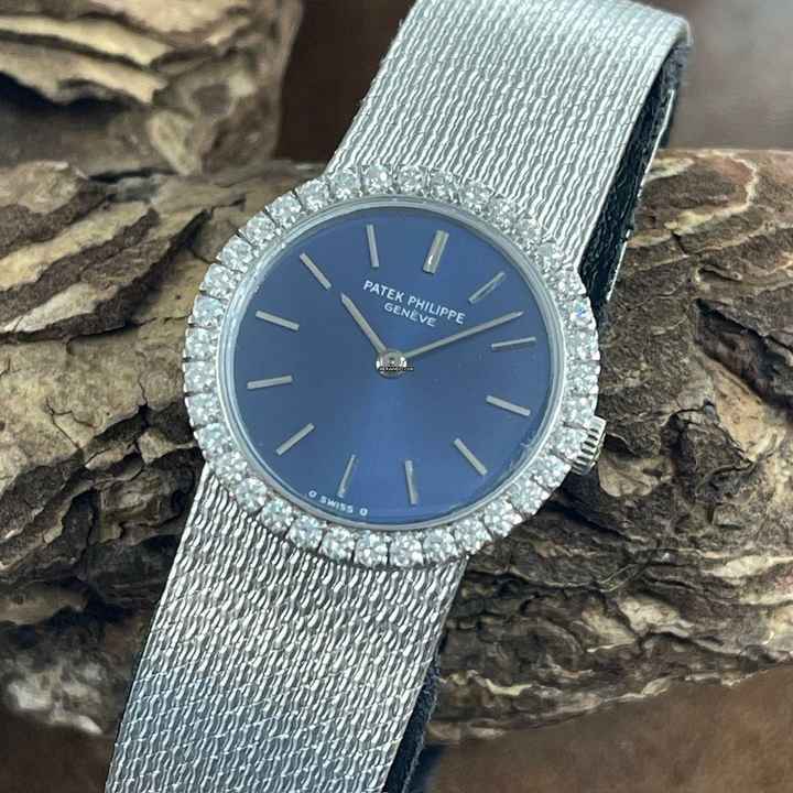  Patek Philippe Calatrava Calatrava Diamant - FULLSET 1978 deutsch - 18kt Weißgold - Ref. 4182/1 