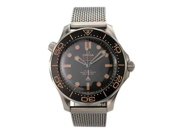  Omega Seamaster Diver 300 M Master 007 Edition 210.92.42.20.01.001 