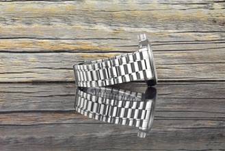 Thumbnail von Omega Genève Dynamic Automatic Black Tritium 5200.50 Vintage Military