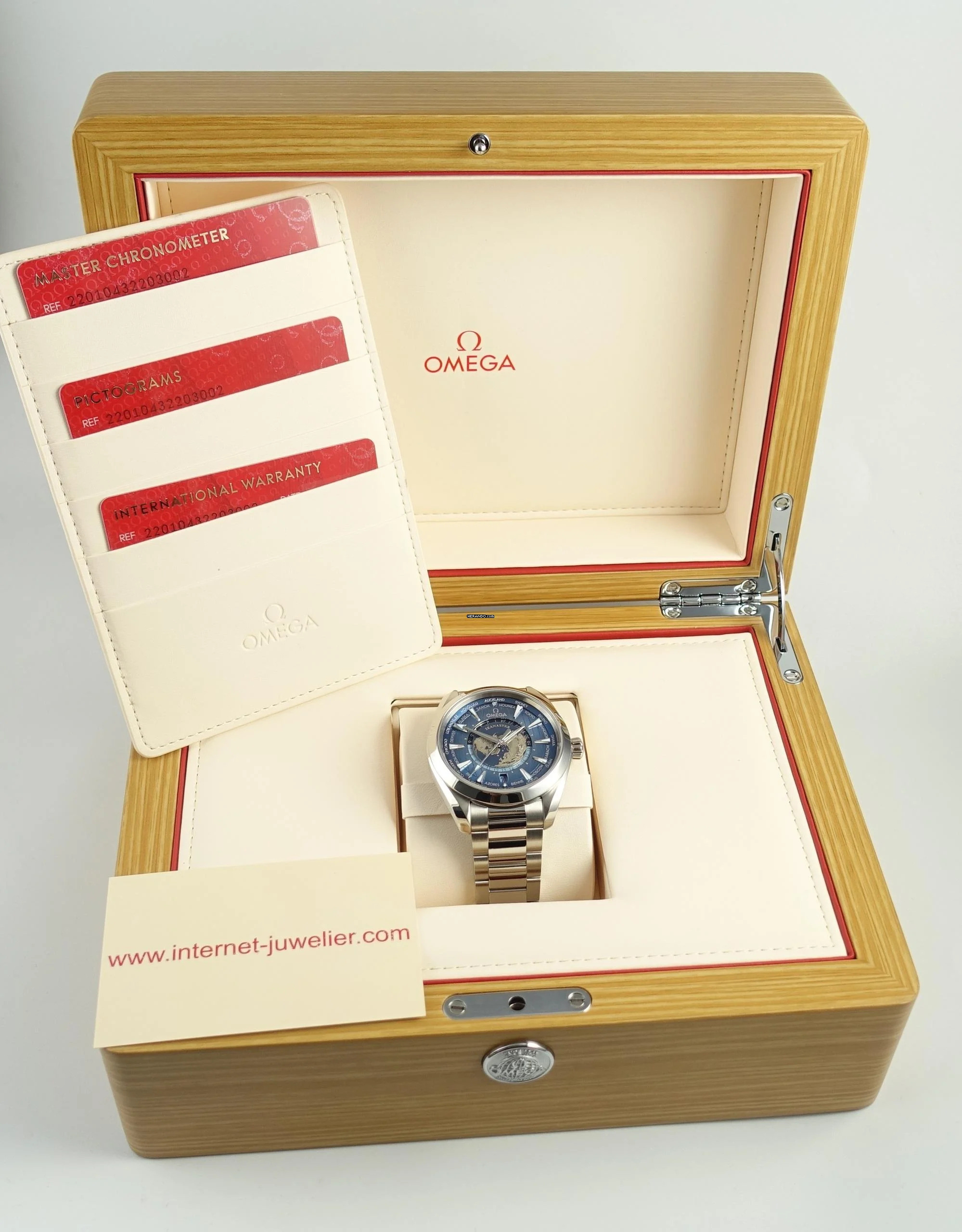 Thumbnail von Omega Seamaster Aqua Terra Worldtimer Summer Blue Unworn , Full Set