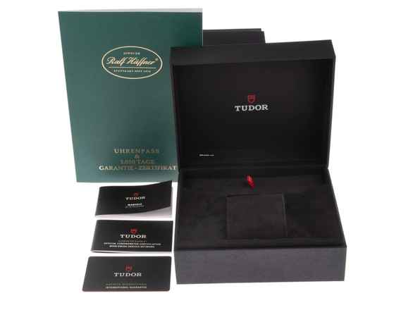  Tudor Black Bay GMT Pepsi Ref.M79830RB-0001 2025 Full Set Ungetragen Black Bay GMT Pepsi 