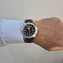 Thumbnail von Breitling Avenger Gmt 43mm Automático Completo