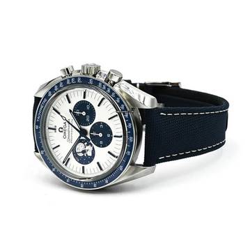 Omega Speedmaster Professional Moonwatch 'Silver Snoopy Award'