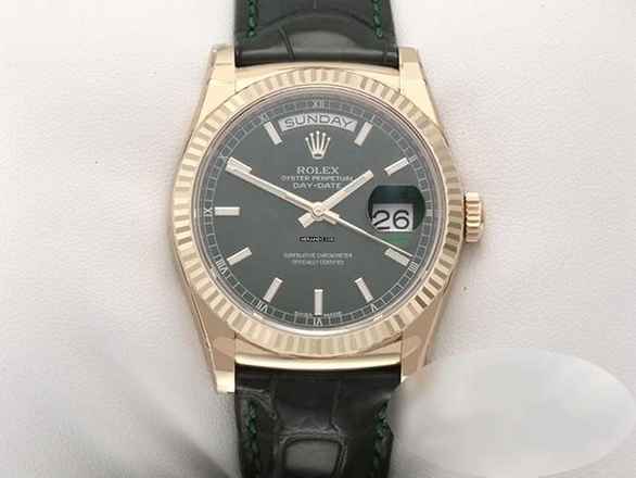  Rolex Day-Date 36 36mm 118138 2017 Grün Gelbgold 750 Leder Automatik 18kt Yellow Gold Chronometer Oyster Green Dial 