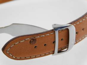 Thumbnail von Jaeger-LeCoultre Reverso Classique Classic Stahl / Gelbgold im Top Zustand mit Straußenband und Faltschließe Classic 23 x 38 mm