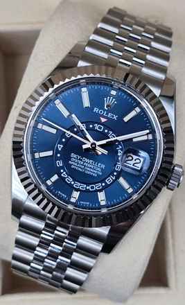  Rolex Sky-Dweller 326934 Blue Dial - Jubilee Bracelet Very Good 99% Full Set 6/2022 