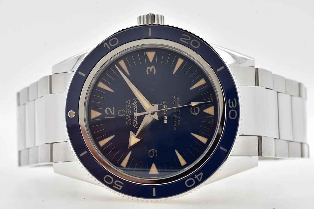  Omega Seamaster 300 Professional Chronometer 23390412103002 950Pt Platinum Limited Edition 
