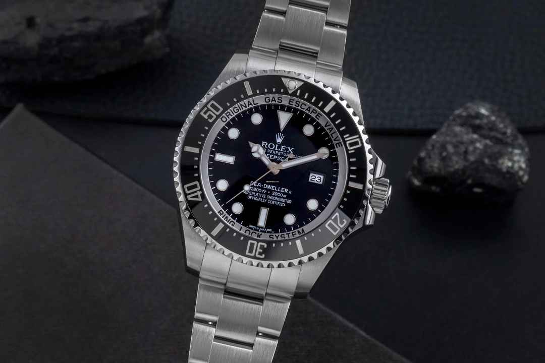  Rolex Sea-Dweller Deepsea Black Dial Oyster Stahl Automatik Ref. 116660 B&P 2013 