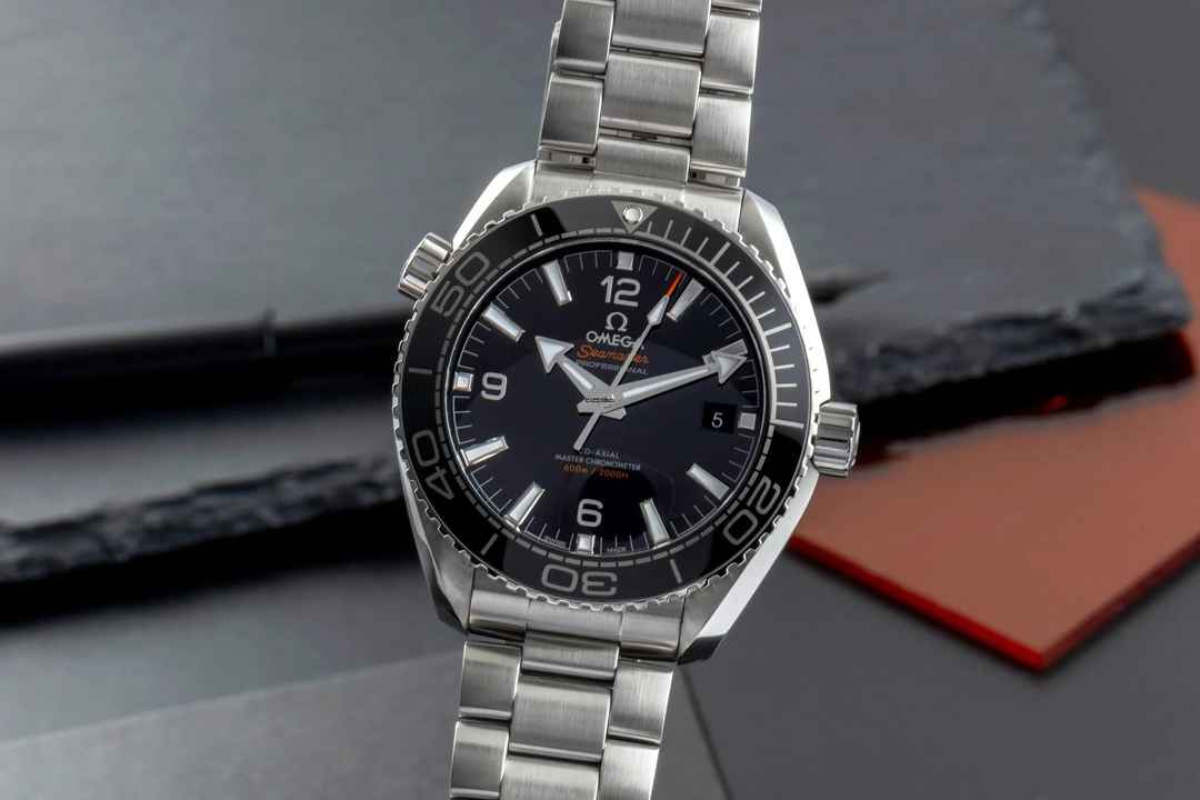  Omega Seamaster Planet Ocean Stahl Automatik Herrenuhr 215.30.44.21.01.001 B&P 