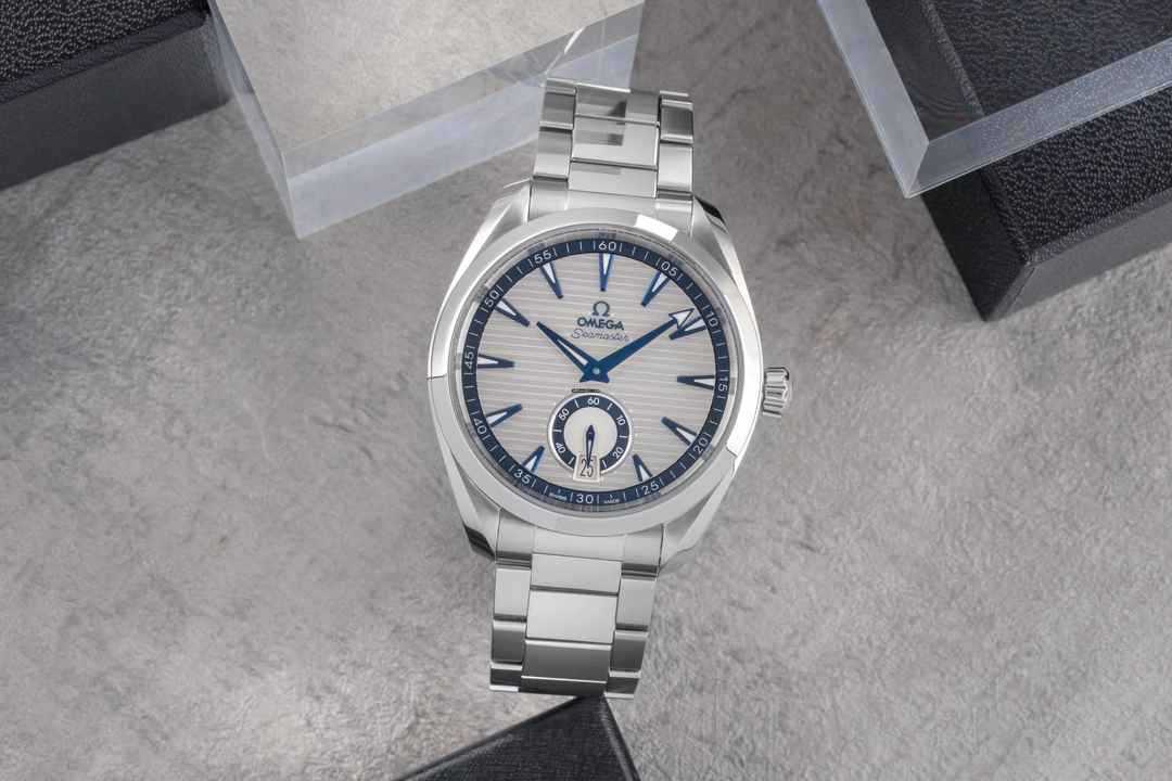  Omega Seamaster Aqua Terra Stahl Herrenuhr 220.10.41.21.02.004 B&P 