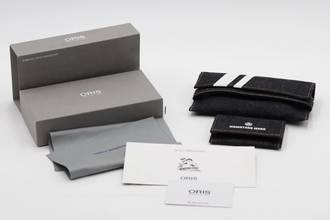 Thumbnail von Oris Divers Sixty Five X Momotaro Stahl / Bronze Automatik Herrenuhr Ref. 01 733 7707 4337 B&P