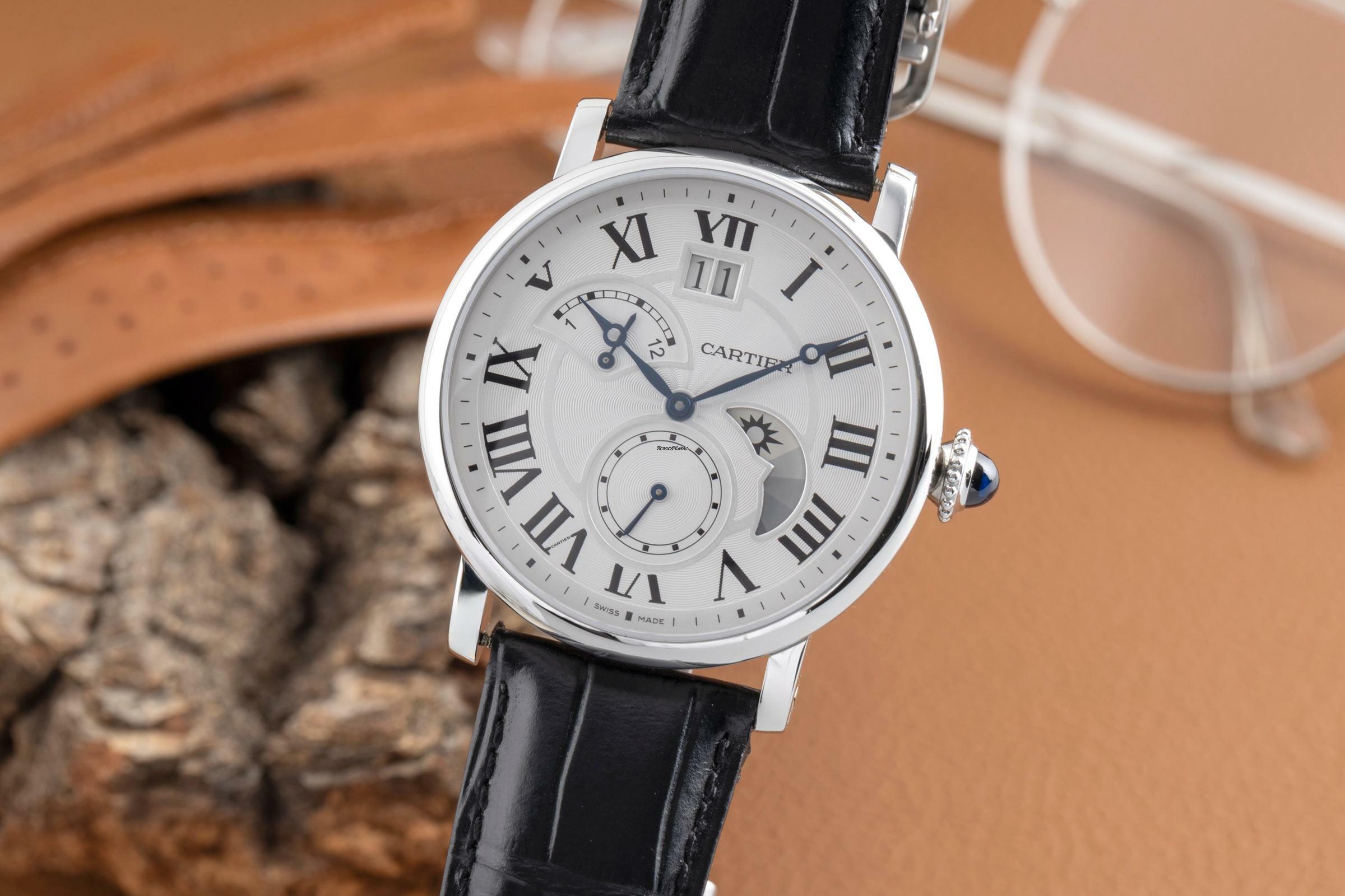  Cartier Rotonde de Cartier Grossdatum Retrograde 2.Zeitzone Ref. W1556368 