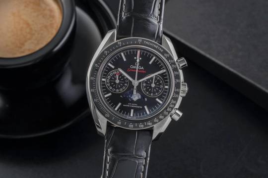  Omega Speedmaster Moonphase Moonwatch Mondphase 304.33.44.52.01.001 B&P 