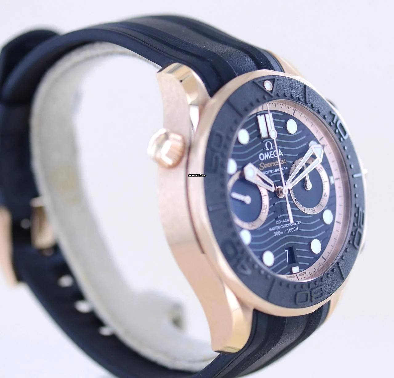 Thumbnail von Omega Seamaster Diver 300 M Chronograph 18K Sedna Gold 44mm B+P Cal 9901