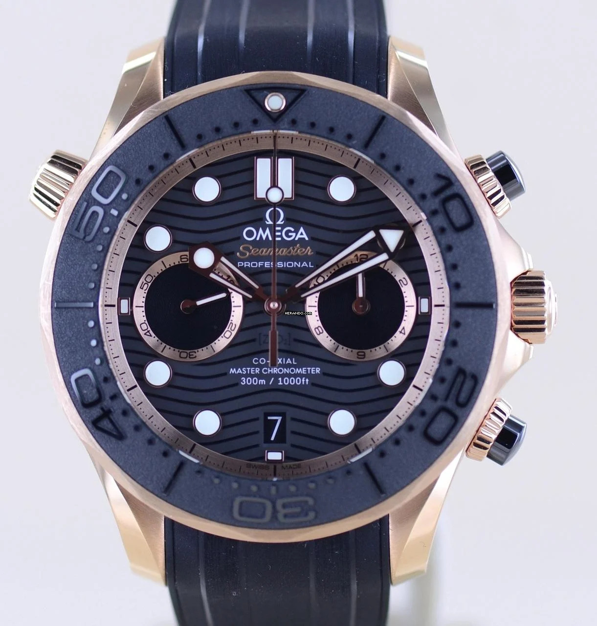 Thumbnail von Omega Seamaster Diver 300 M Chronograph 18K Sedna Gold 44mm B+P Cal 9901