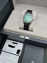 Thumbnail von H.Moser & Cie. Pioneer Centre Seconds 3201-1201 Cosmic Green Unworn/New Condition Full Set 12/2025