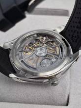 Thumbnail von H.Moser & Cie. Pioneer Centre Seconds 3201-1201 Cosmic Green Unworn/New Condition Full Set 12/2025