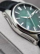 Thumbnail von H.Moser & Cie. Pioneer Centre Seconds 3201-1201 Cosmic Green Unworn/New Condition Full Set 12/2025