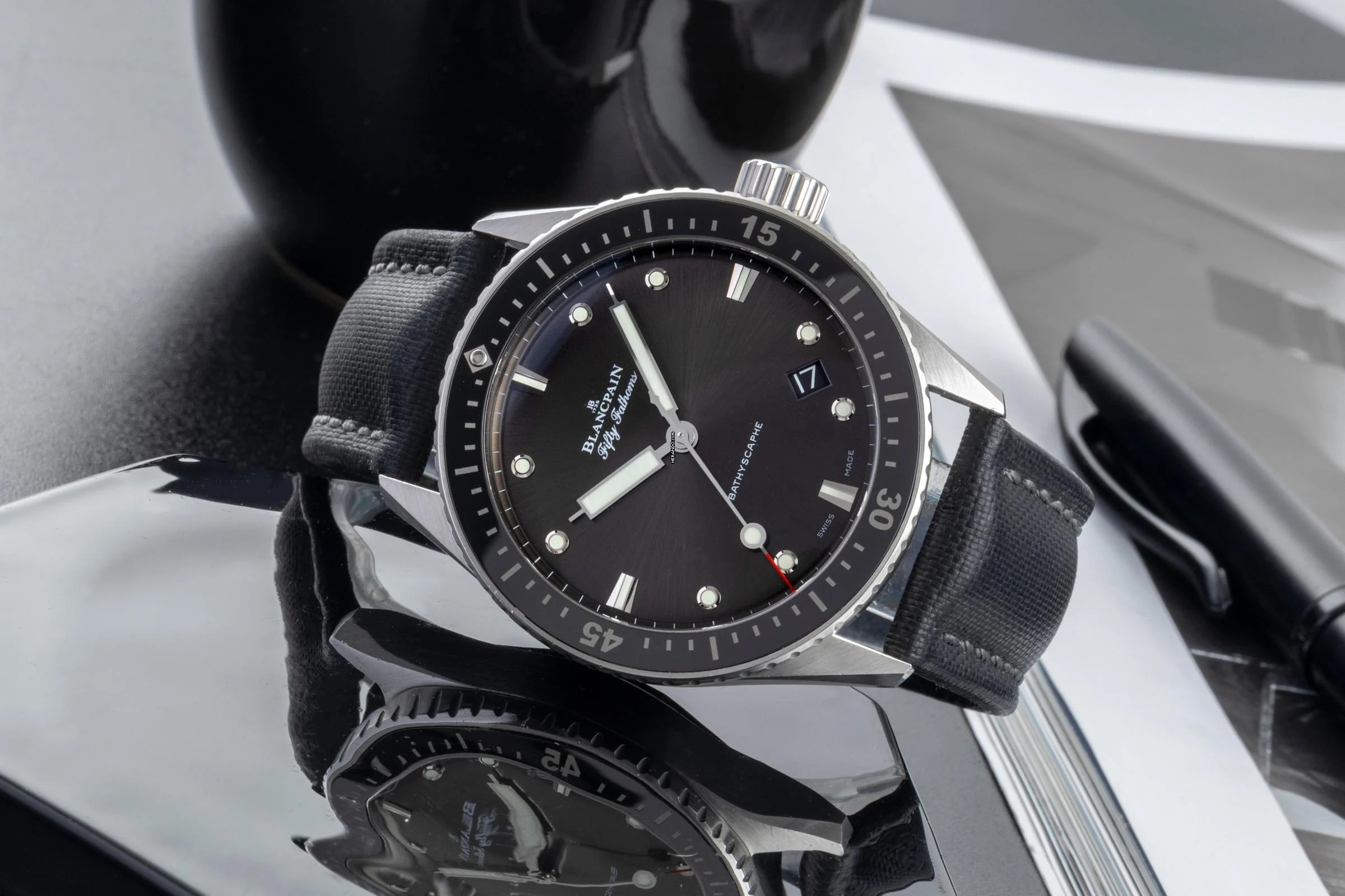 Thumbnail von Blancpain Fifty Fathoms Bathyscaphe Stahl Automatik Ref. 5000-1110-B52A Papiere