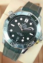 Thumbnail von Omega Seamaster Diver 300 M Master Chronometer 210.32.42.20.10.001 Green Dial Very Good Full Set 1-2023