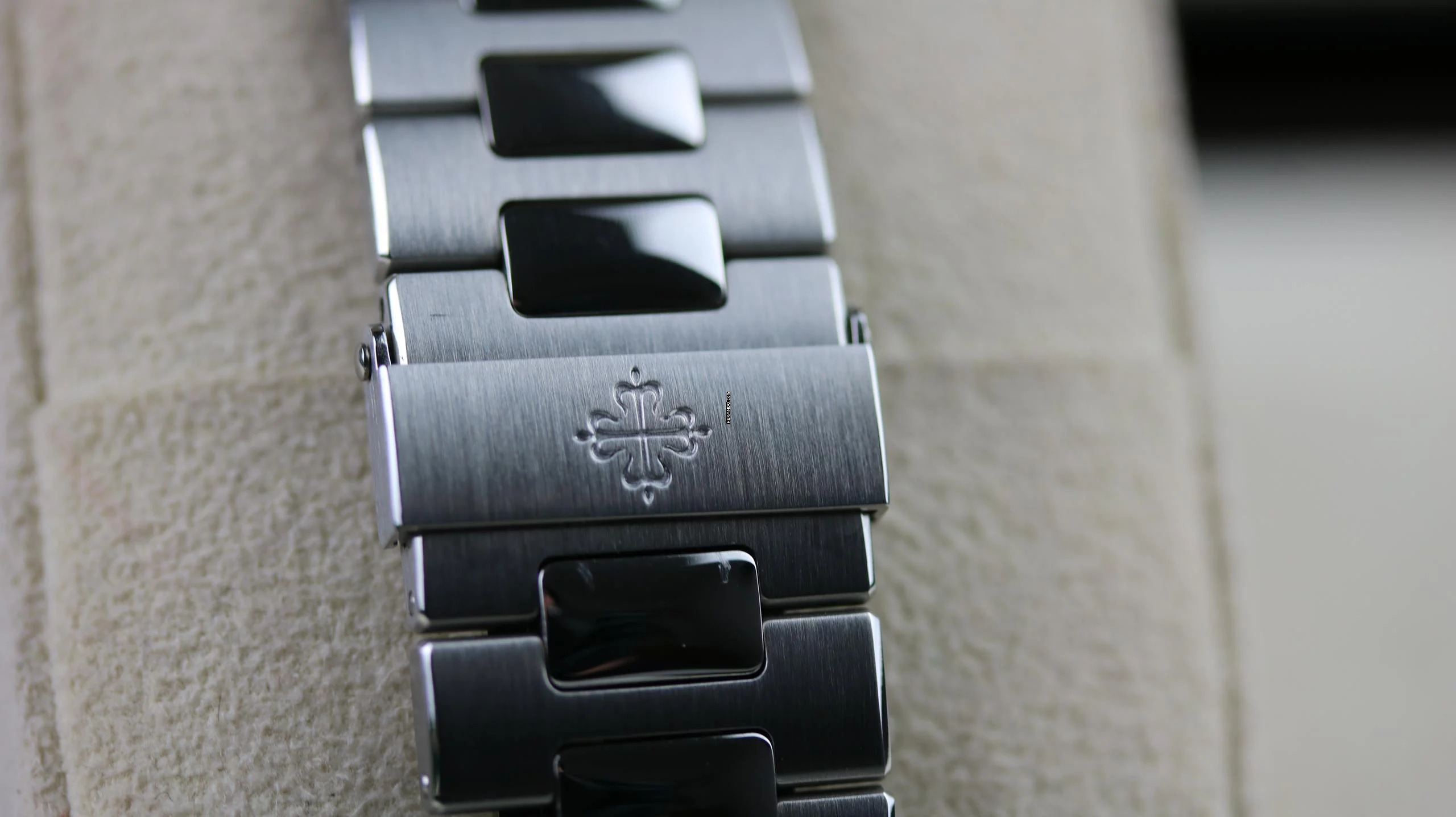 Thumbnail von Patek Philippe Nautilus Steel - Blue New Calibre - like New - Fullset - 2020