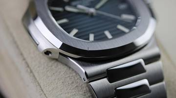 Thumbnail von Patek Philippe Nautilus Steel - Blue New Calibre - like New - Fullset - 2020