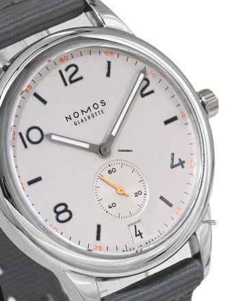  NOMOS Club Automat Datum Ref. 775 