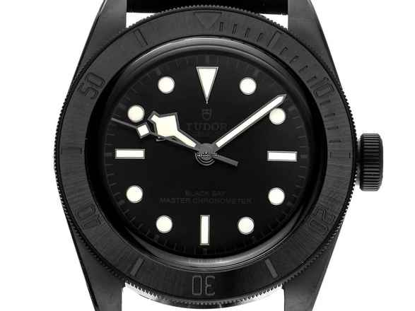  Tudor Black Bay Ceramic Ref.M79210CNU-0001 2026 Full Set Ungetragen Black Bay Ceramic Faltschließe 
