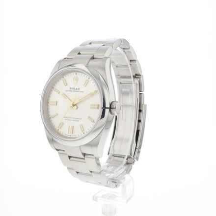  Rolex Oyster Perpetual 36 Silver Dial 126000 