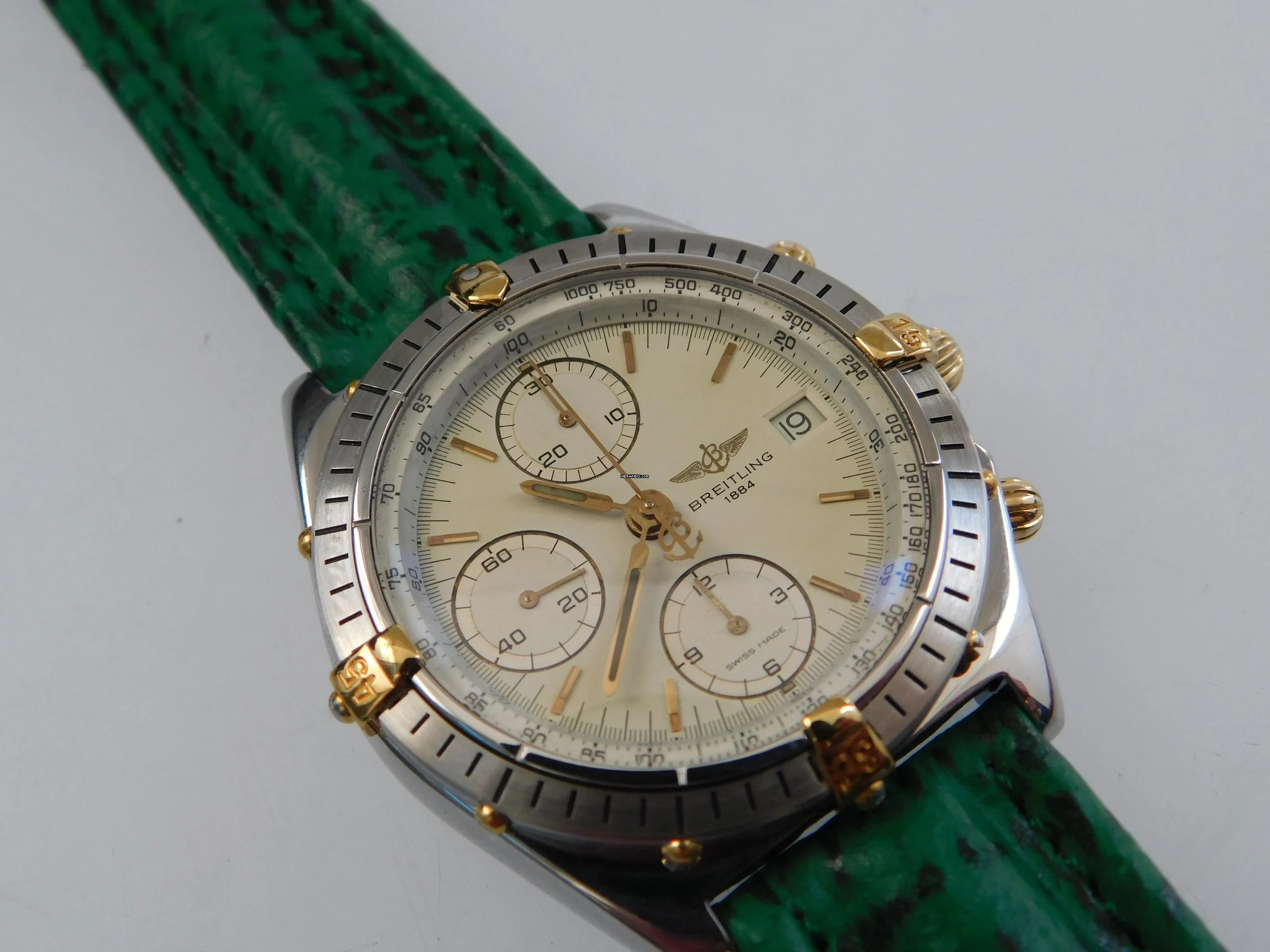 Breitling Chronomat Stahl Gold weißes Blatt Der Klassiker mit Echt Hai - Lederband