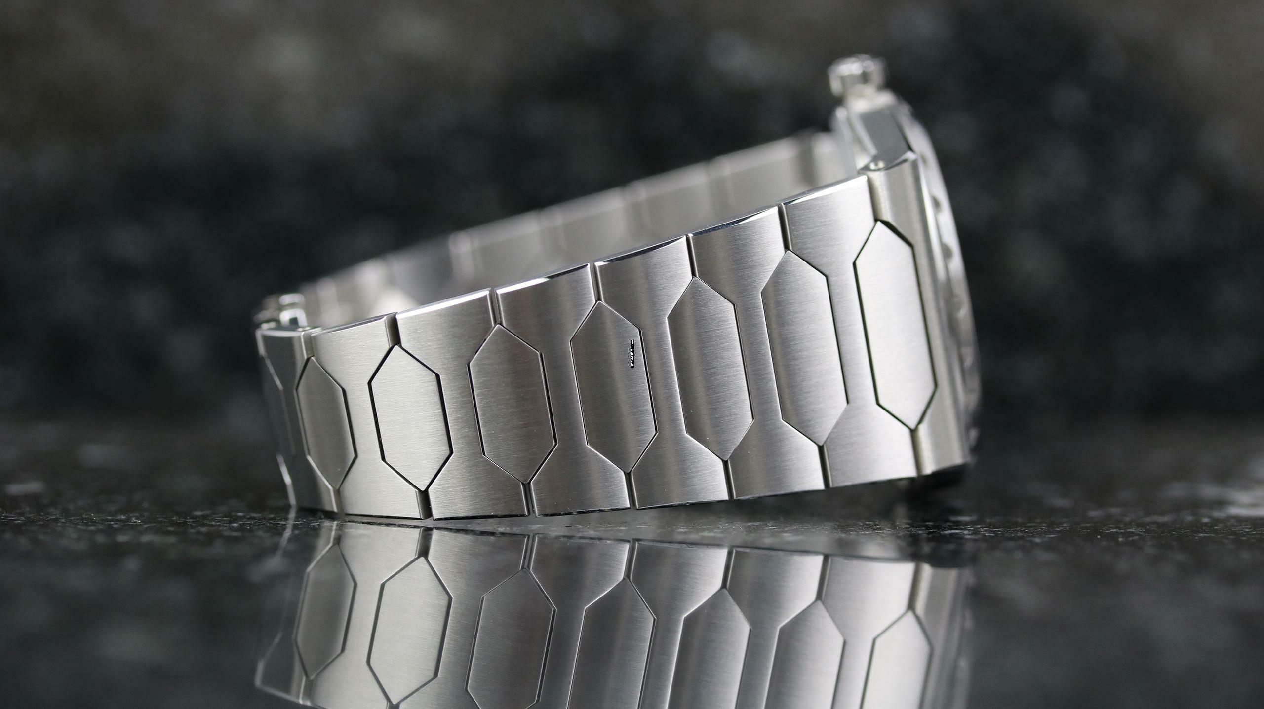 Thumbnail von Vacheron Constantin 222 Historiques 222 4200h/222a-b934 Steel - Blue - New - Fullset - 01/2026