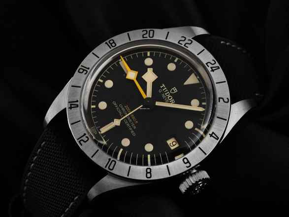  Tudor Black Bay Pro Ref.M79470-0003 2022 Full Set wie Neu Black Bay Pro GMT Kautschuk Faltschließe 