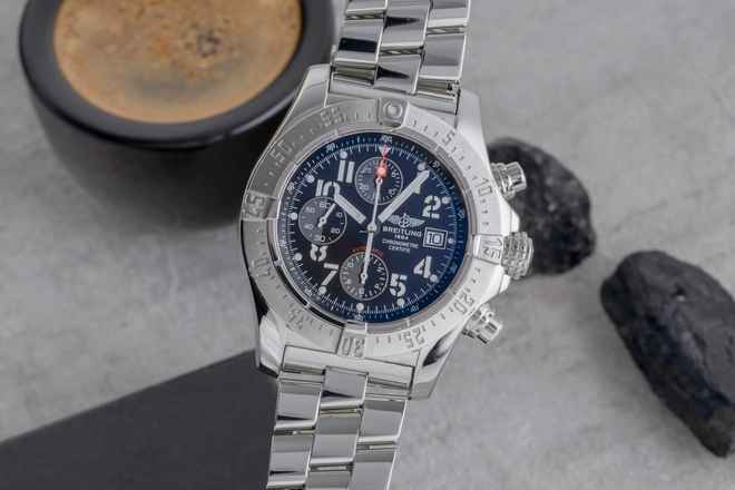  Breitling Avenger Skyland 45 Chronograph Automatik Ref. A13380 Papiere 2009 