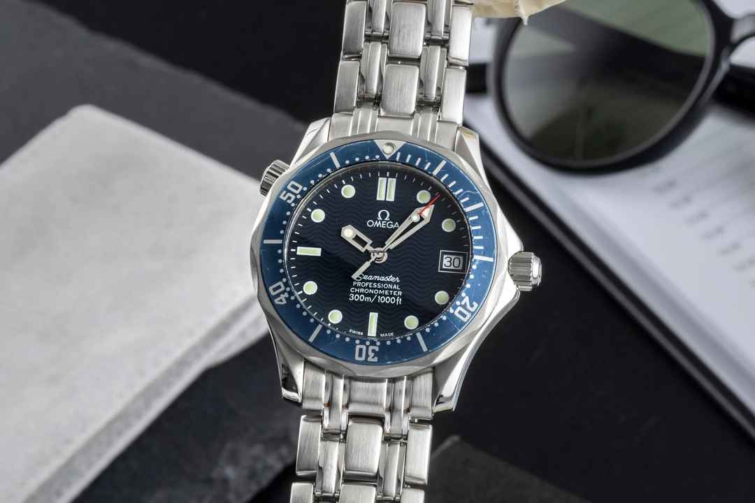  Omega Seamaster Diver 300 M Professional 300M Stahl Automatik Medium Size Ref. 2551.80.00 