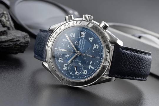  Omega Speedmaster Date Blue Dial Chronograph Automatik Ref. 3513.82.00 