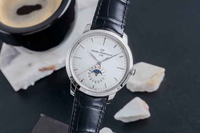  Girard Perregaux 1966 Stahl Moonphase Automatik Herrenuhr Ref. 49545 B&P 2023 