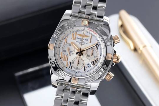  Breitling Chronomat 44 Chronograph Stahl / Gold Automatik Ref. IB0110 B011G77PA 