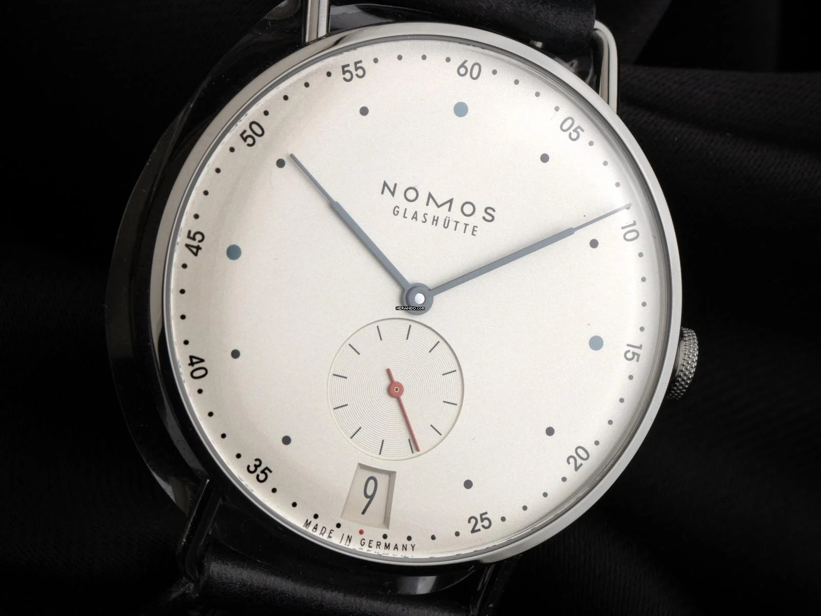  NOMOS Metro 38 Datum Glashütte Metro Datum Ref.1102 2019 Full Set wie Neu Metro 