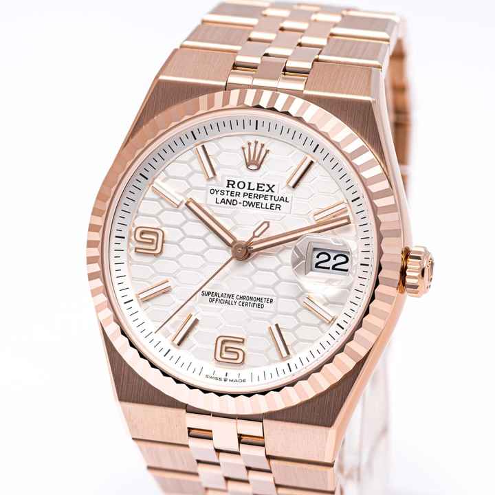  Rolex Land-Dweller 40 White Rosegold – 127335 – NEW & Unworn – 2026 Full Set 