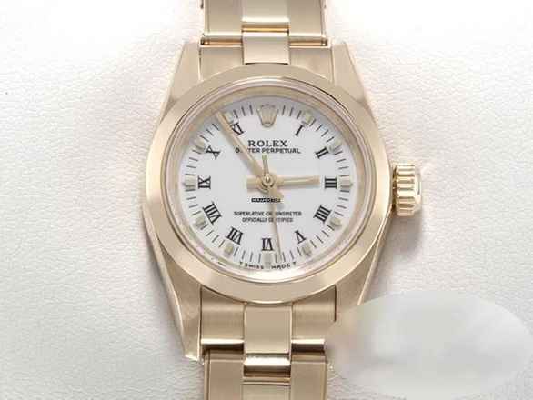  Rolex Oyster Perpetual 26 Lady Oyster Perpetual 26mm Gelbgold 750 1995 Automatik 18kt Yellow Gold Damenuhr Oyster-band Chronometer White Dial 