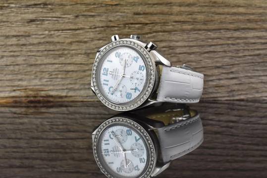  Omega Speedmaster Reduced Diamond Bezel / Mother of Pearl Dial Automatik - Full Set 