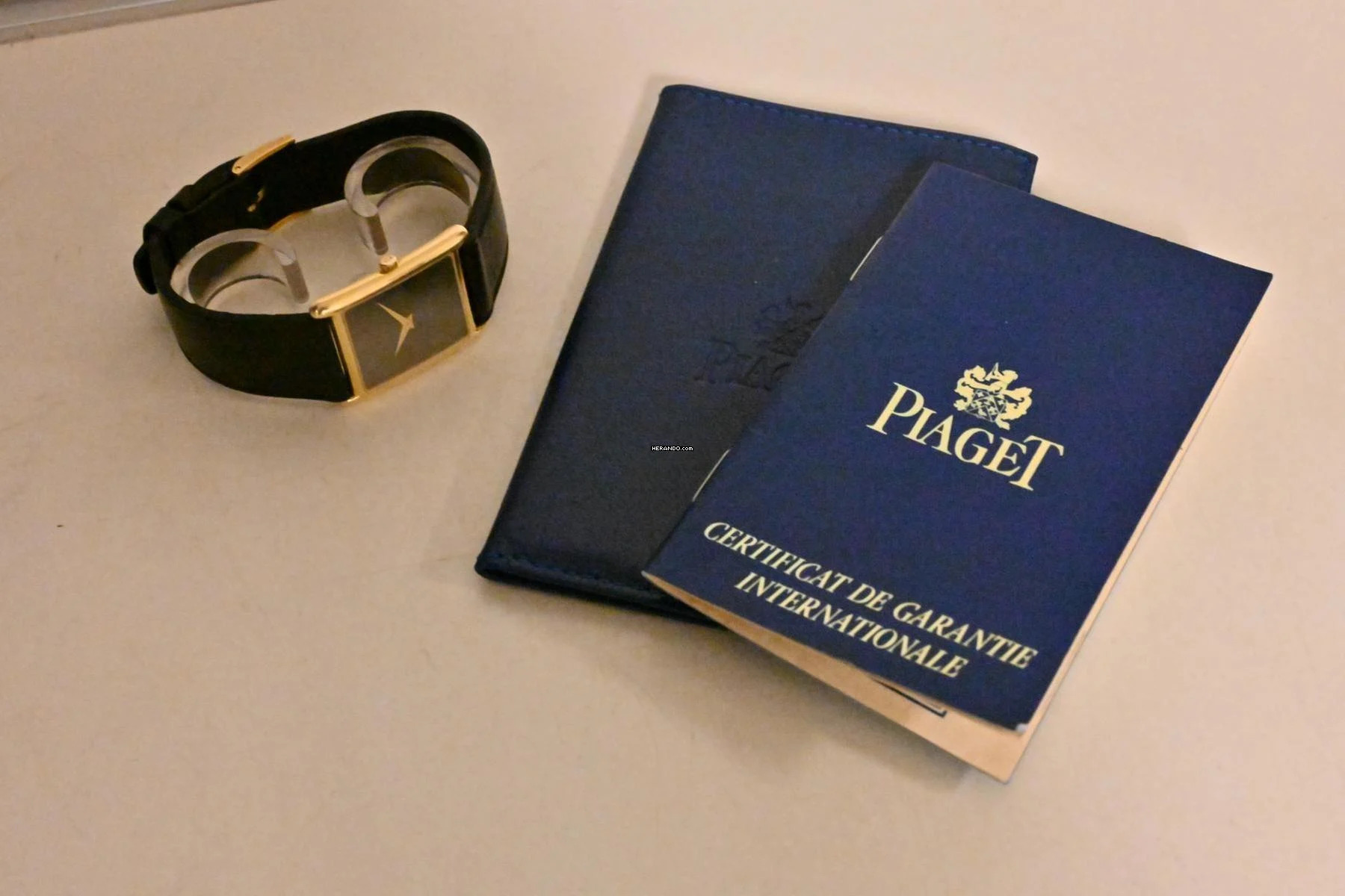 Thumbnail von Piaget Jumbo Tank Ultra Thin Automatic 18k yellow gold LC100 Vintage