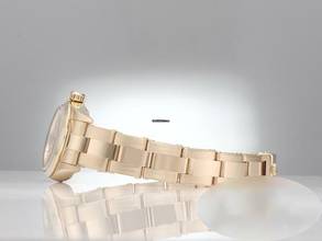 Thumbnail von Rolex Oyster Perpetual 26 Lady Oyster Perpetual 26mm Gelbgold 750 1995 Automatik Gold Damenuhr