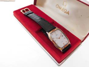 Thumbnail von Omega De Ville Herrenuhr im Full Set nahezu N.O.S v 1987 incl Erstkaufrechnung seltene Version mit 18 Karat massiv Gelbgoldlünette