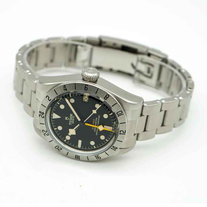  Tudor Black Bay Pro 79470-0001 