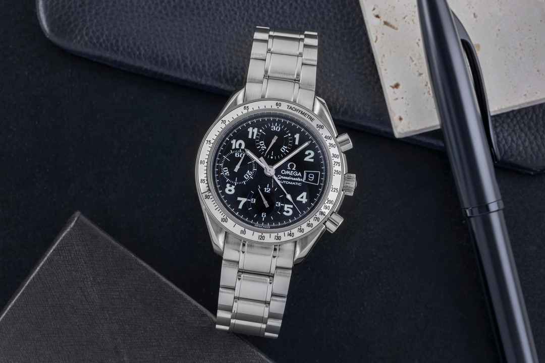  Omega Speedmaster Date Black Arabic Dial Chronograph Edelstahl Ref. 3513.52.00 