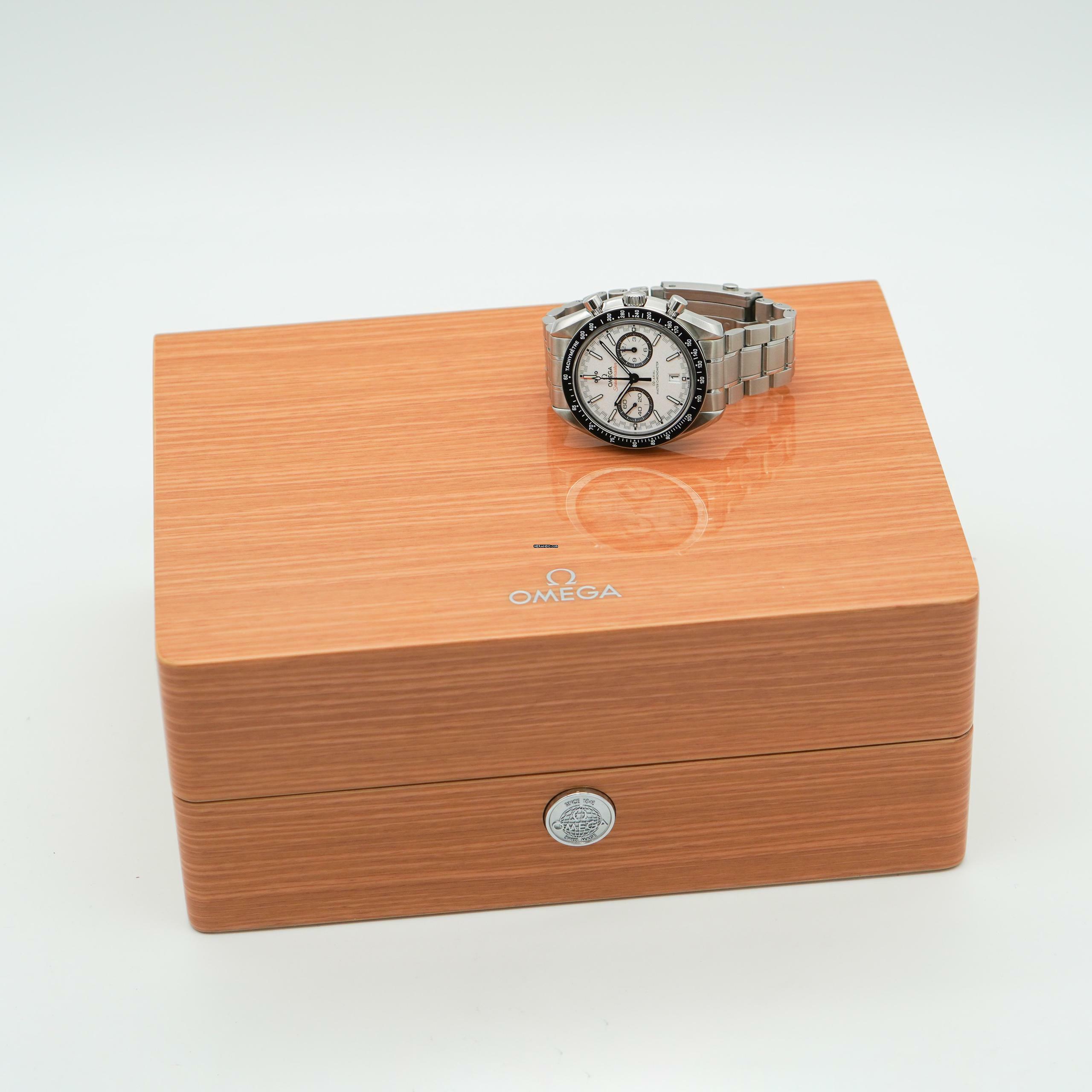 Thumbnail von Omega Speedmaster Racing 329.30.44.51.04.001