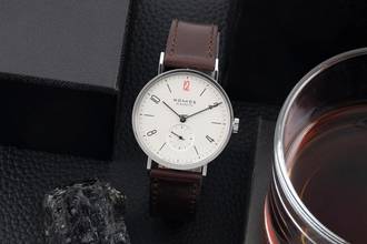 Thumbnail von NOMOS Tangente For Doctors without Borders Box & Papiere Limited Edition